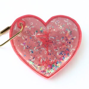 shaker heart tag
