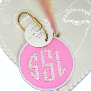 monogram scallopped tag